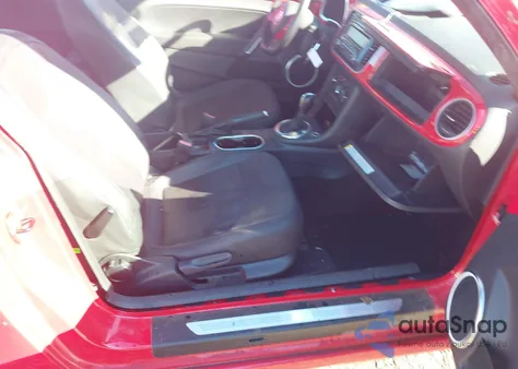 2013 Volkswagen Beetle 2.5L from USA, damaged, VIN 3VWJP7AT5DM603074